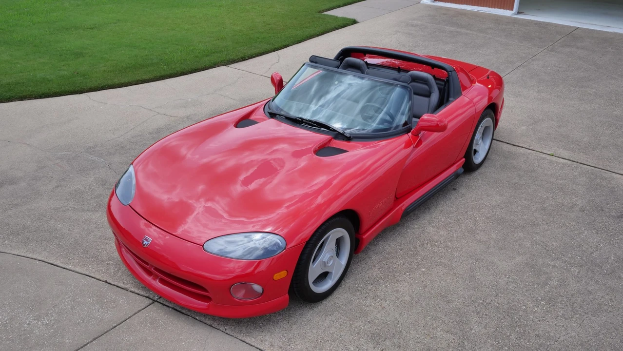 1992 Dodge Viper 1st Gen - Image 2 of 31