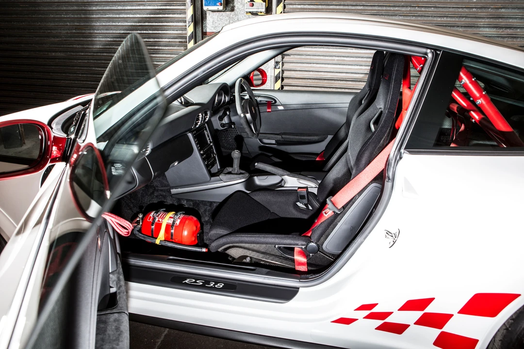 2010 Porsche 997 GT3 RS - Image 8 of 23
