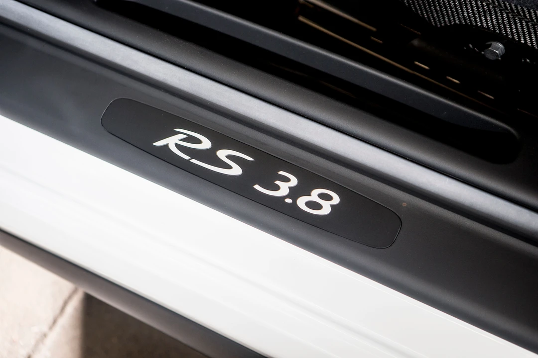 2010 Porsche 997 GT3 RS - Image 11 of 23