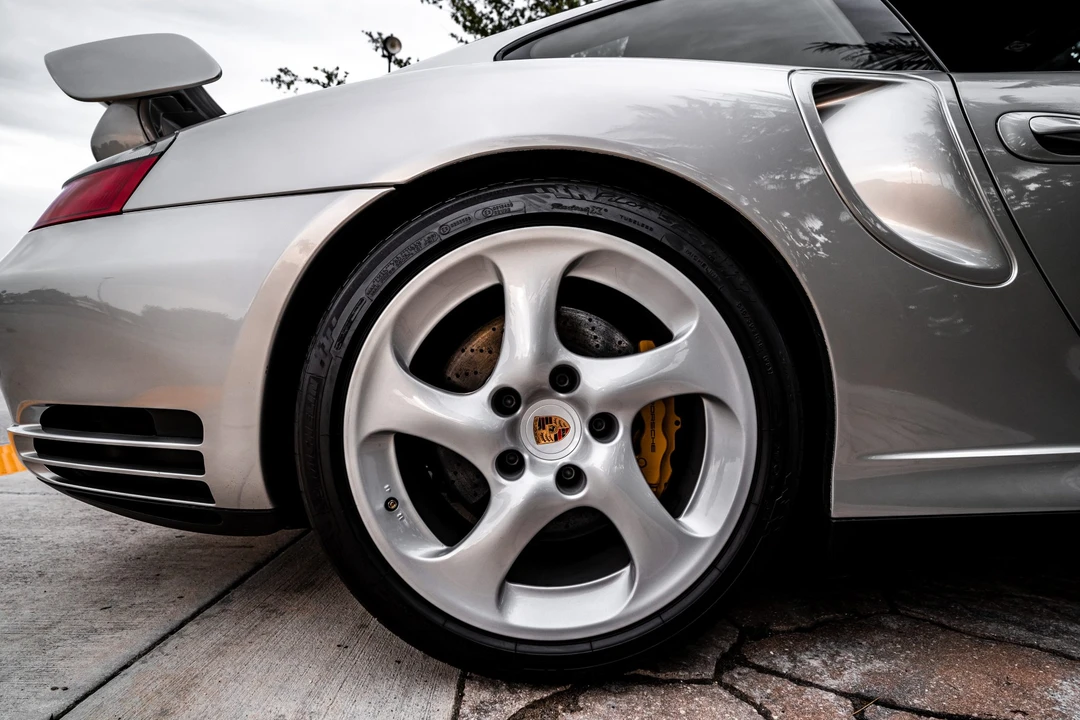 2003 Porsche 996 Turbo - Image 19 of 31