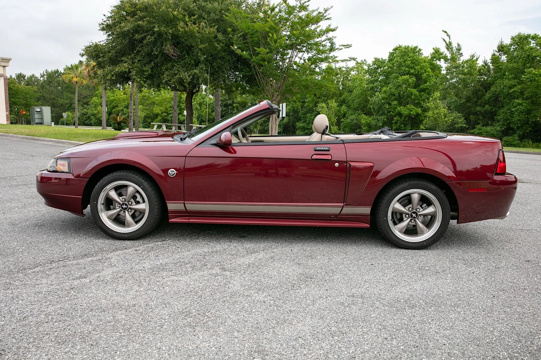 2004 Ford SN95 Mustang - Image 11 of 31
