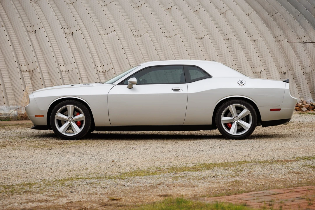 2008 Dodge Challenger SRT8 & 392 3rd Gen - Image 8 of 31
