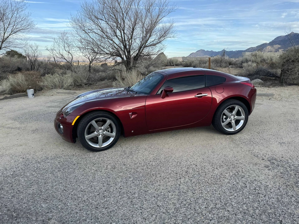 2009 Pontiac Solstice GXP - Image 14 of 31