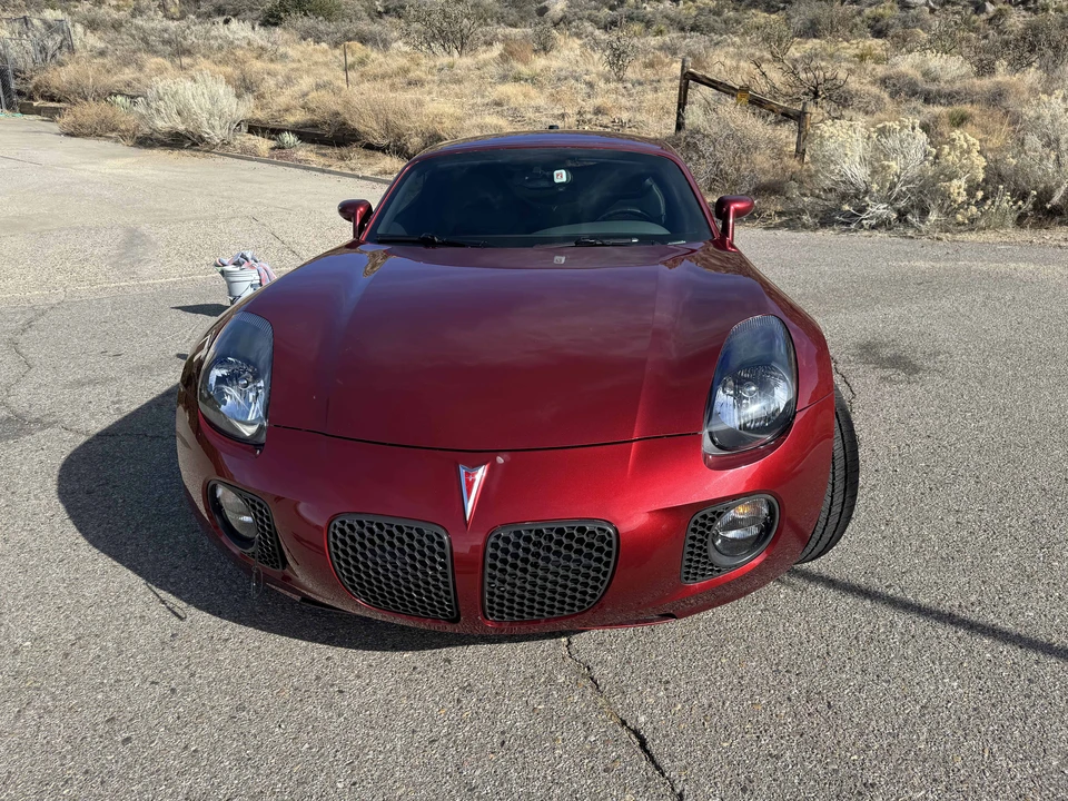 2009 Pontiac Solstice GXP - Image 2 of 31