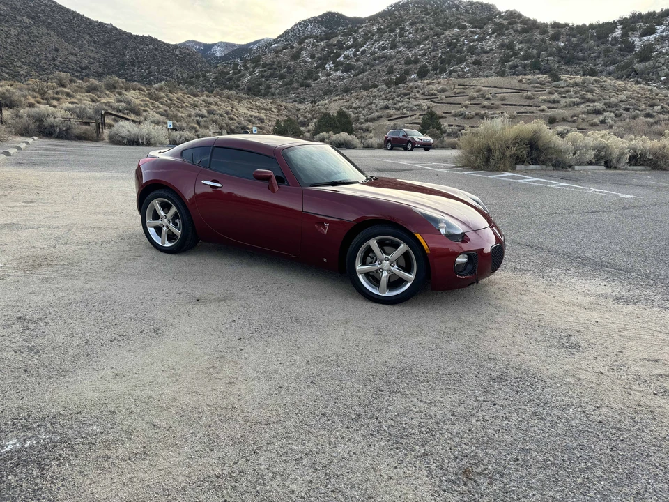2009 Pontiac Solstice GXP - Image 3 of 31