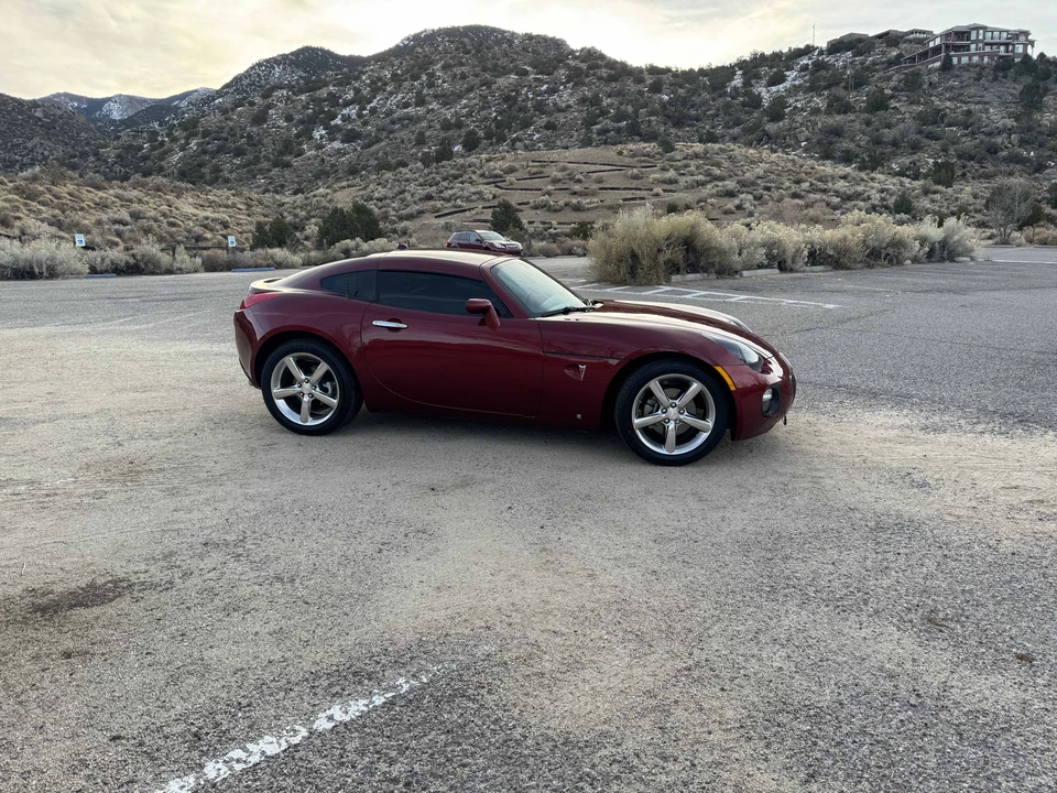 2009 Pontiac Solstice GXP - Image 4 of 31