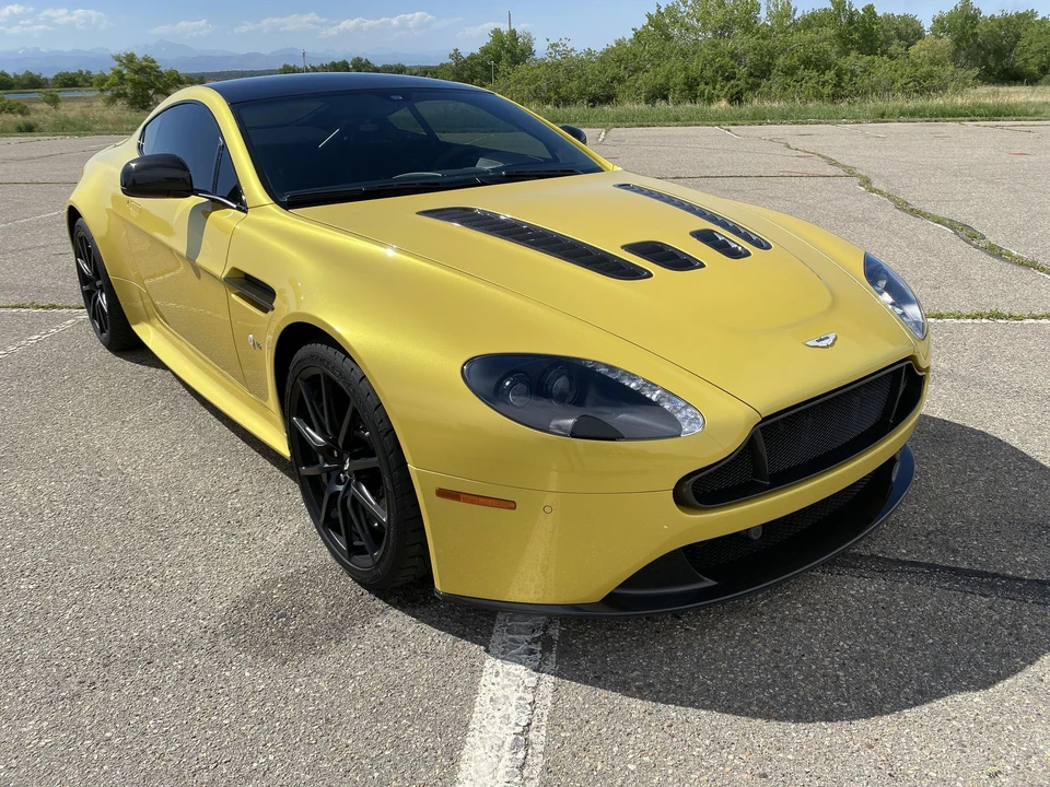 2015 Aston Martin V12 Vantage (2010-2018) - Image 3 of 31
