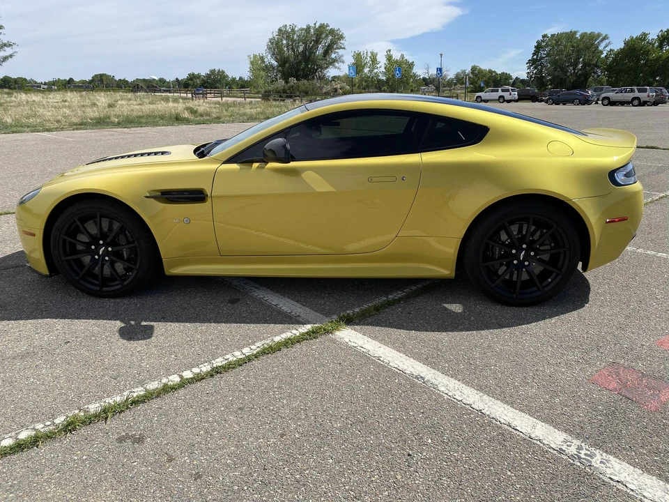2015 Aston Martin V12 Vantage (2010-2018) - Image 9 of 31