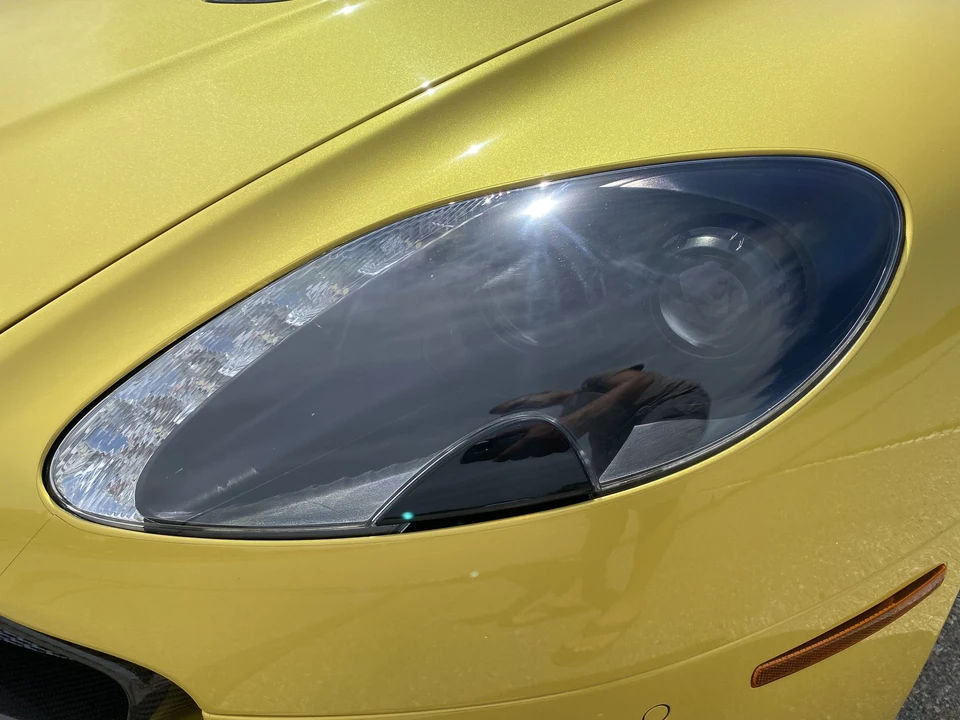 2015 Aston Martin V12 Vantage (2010-2018) - Image 26 of 31
