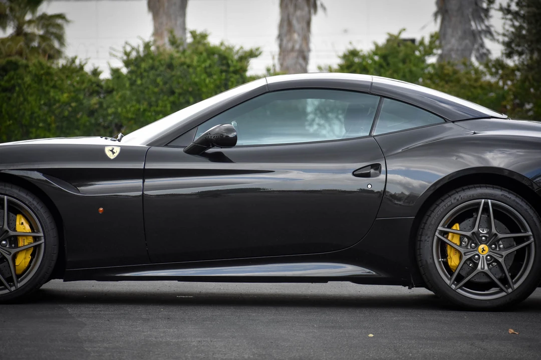 2015 Ferrari California T - Image 27 of 31