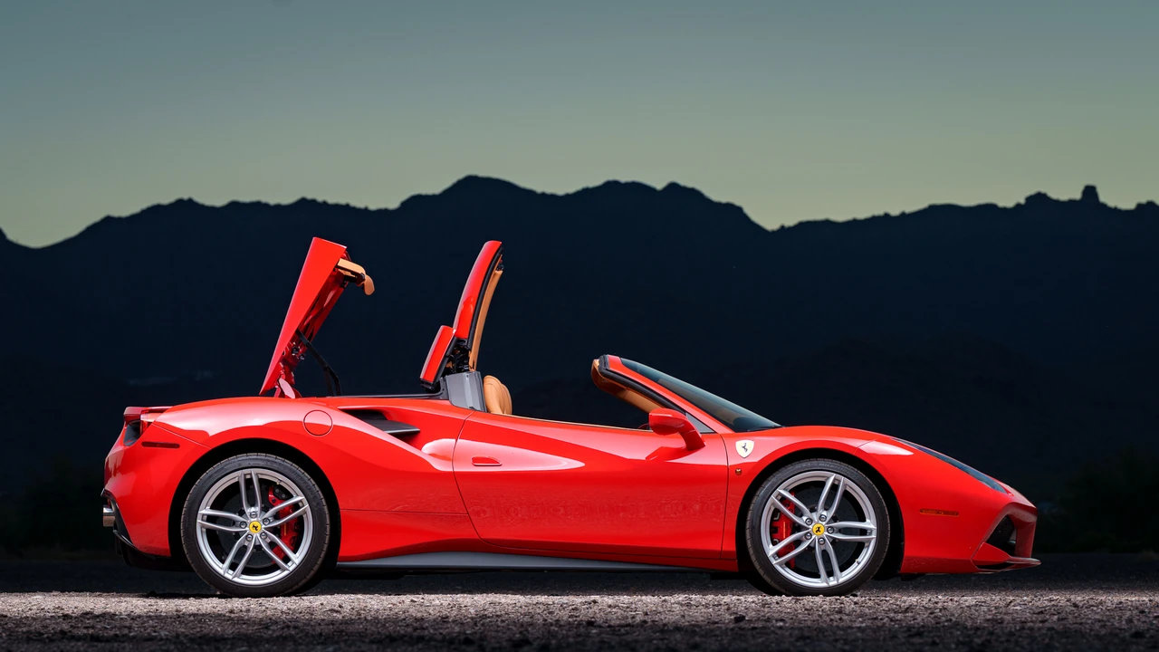 2016 Ferrari 488 Spider - Image 18 of 31