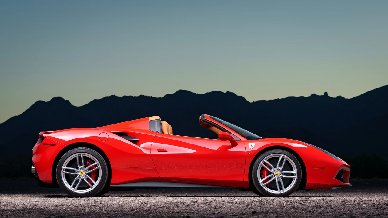 2016 Ferrari 488 Spider - Image 19 of 31