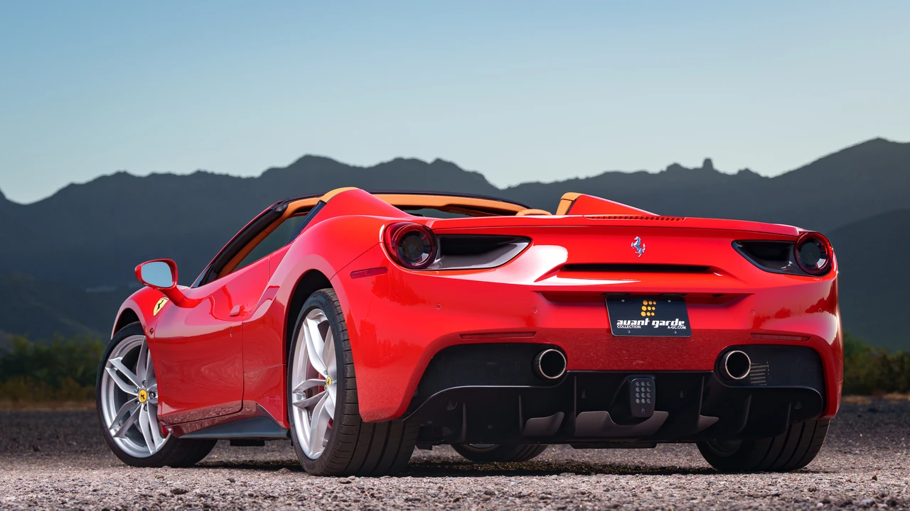 2016 Ferrari 488 Spider - Image 24 of 31