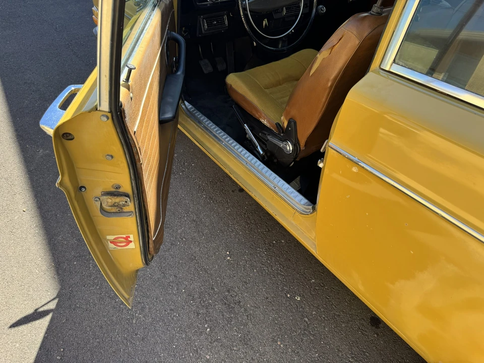 1970 Volvo 142 - Image 20 of 31
