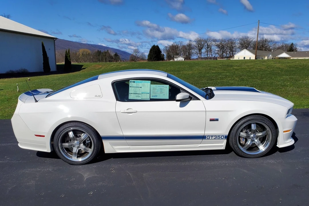2011 Ford S197 II Shelby Mustang GT350 - Image 11 of 31