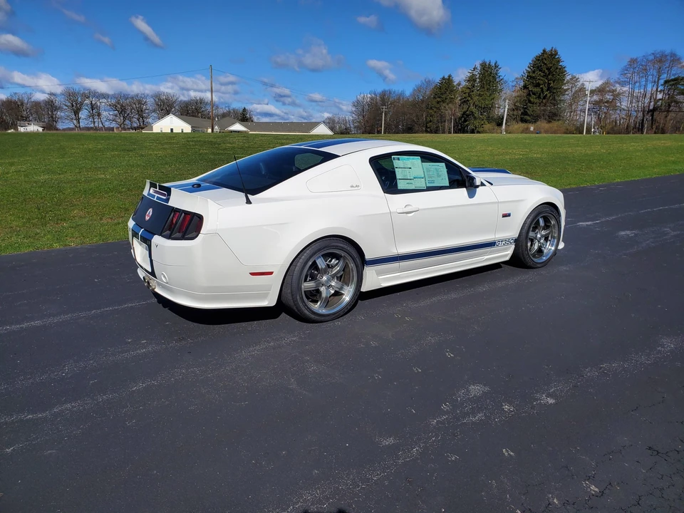 2011 Ford S197 II Shelby Mustang GT350 - Image 8 of 31