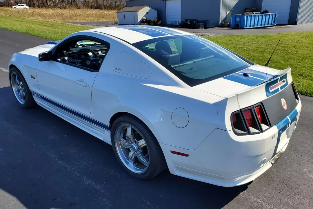 2011 Ford S197 II Shelby Mustang GT350 - Image 5 of 31