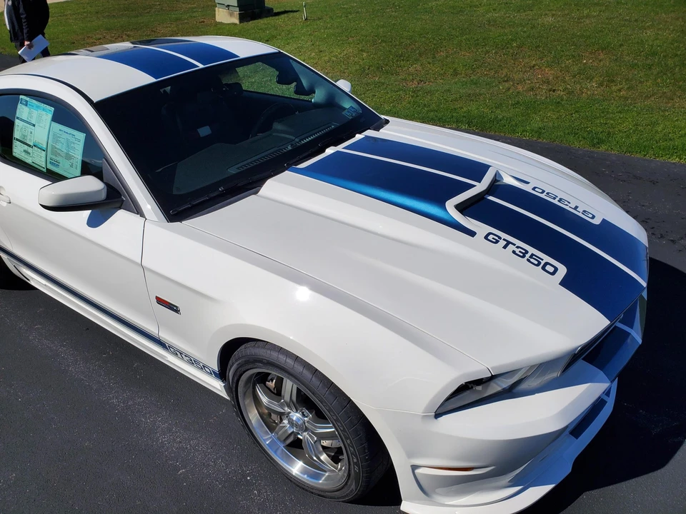 2011 Ford S197 II Shelby Mustang GT350 - Image 14 of 31