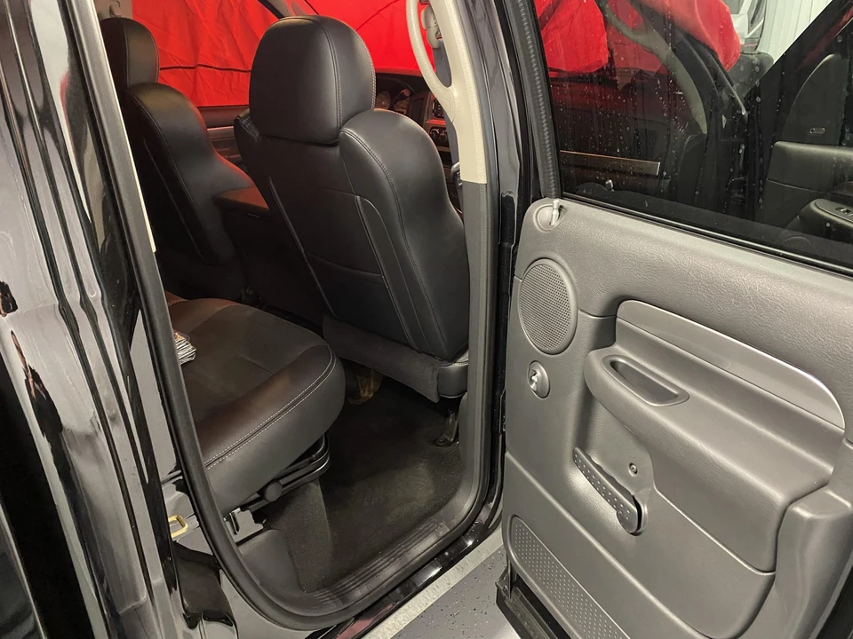 2005 Dodge Ram SRT-10 3rd Gen - Image 30 of 31