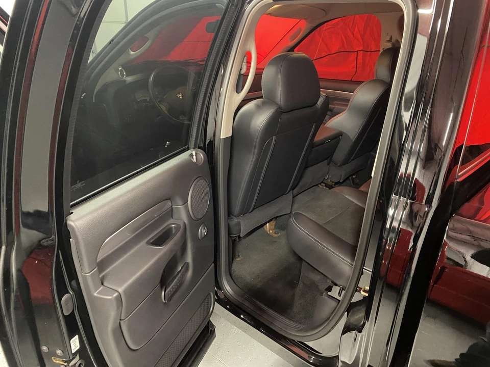2005 Dodge Ram SRT-10 3rd Gen - Image 28 of 31