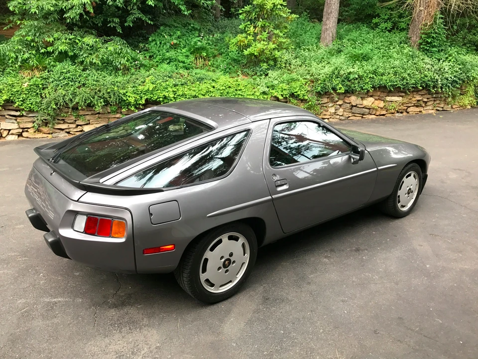 1986 Porsche 928 S - Image 5 of 31