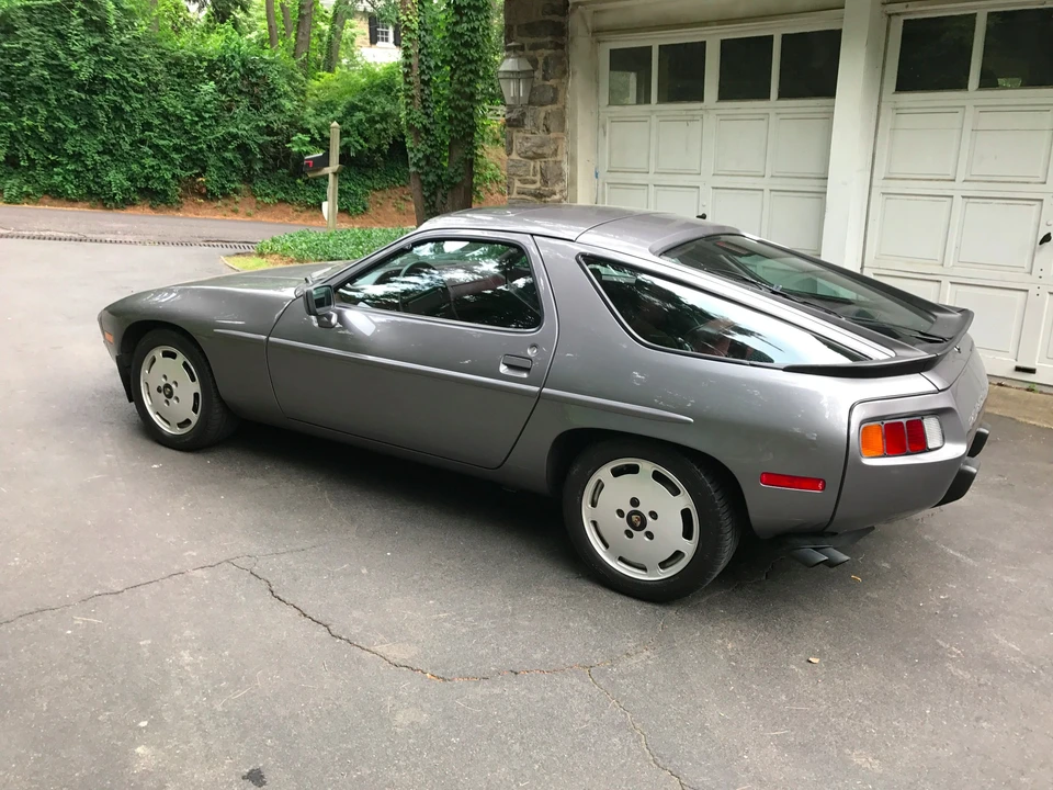1986 Porsche 928 S - Image 12 of 31