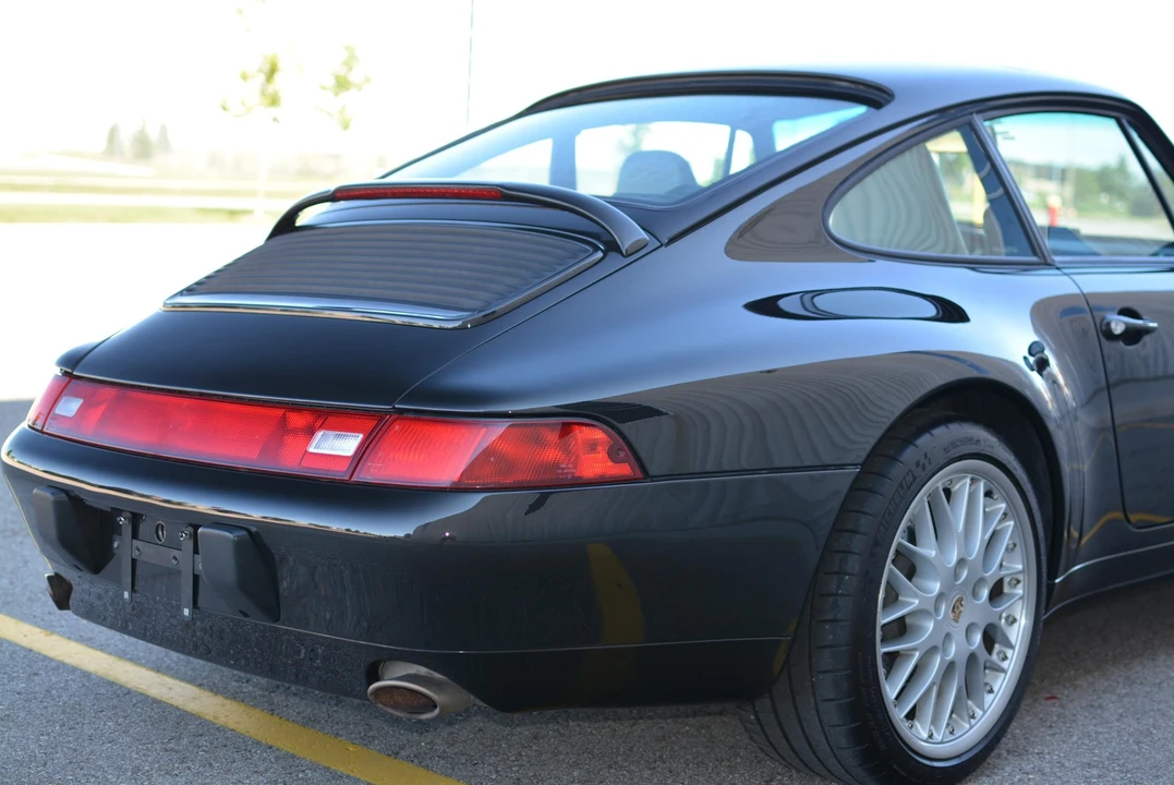 1995 Porsche 993 Carrera - Image 24 of 31