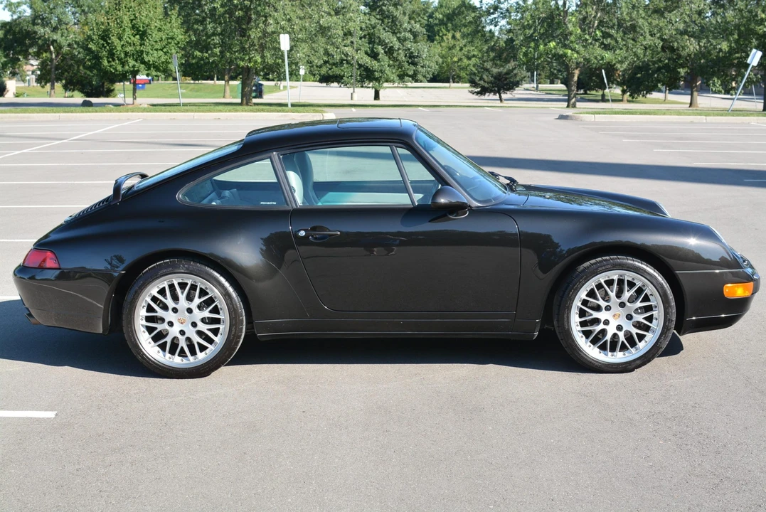 1995 Porsche 993 Carrera - Image 16 of 31
