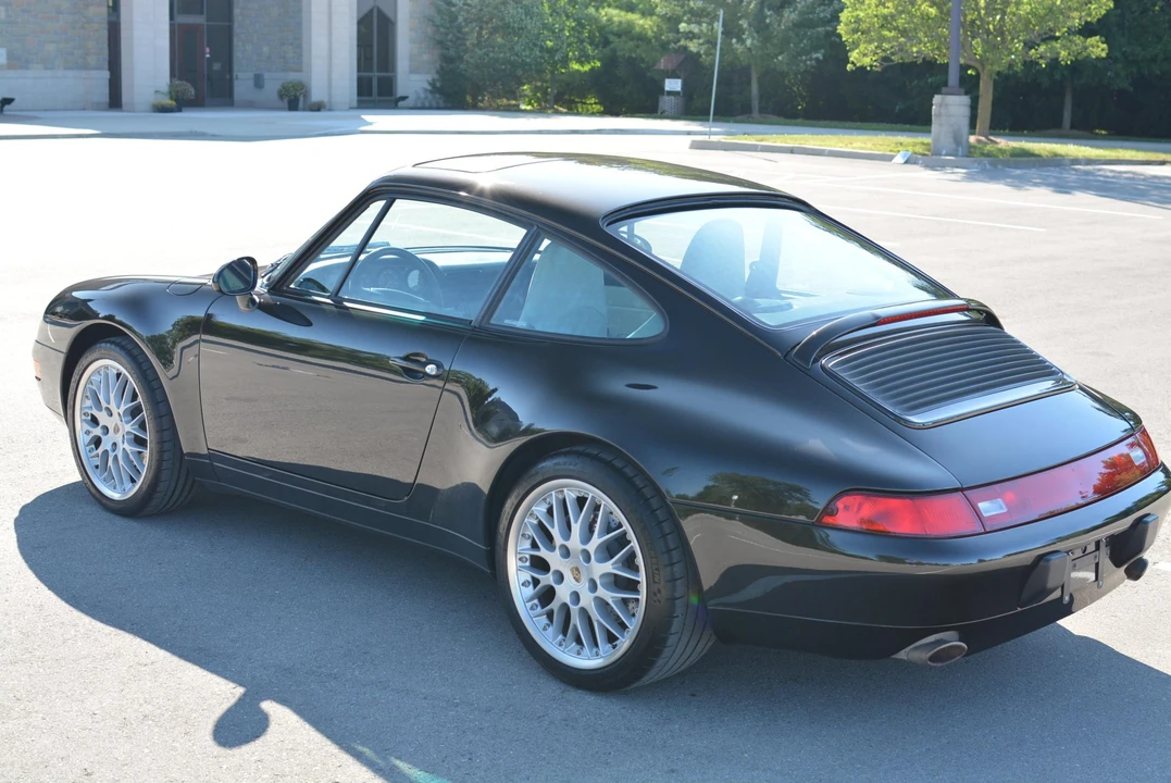 1995 Porsche 993 Carrera - Image 10 of 31
