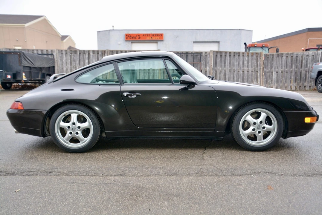1995 Porsche 993 Carrera - Image 24 of 31
