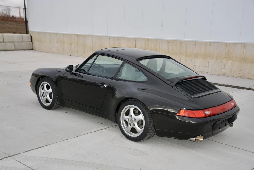1995 Porsche 993 Carrera - Image 12 of 31