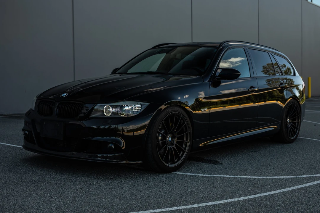 2011 BMW E91 335i Touring - Image 3 of 31
