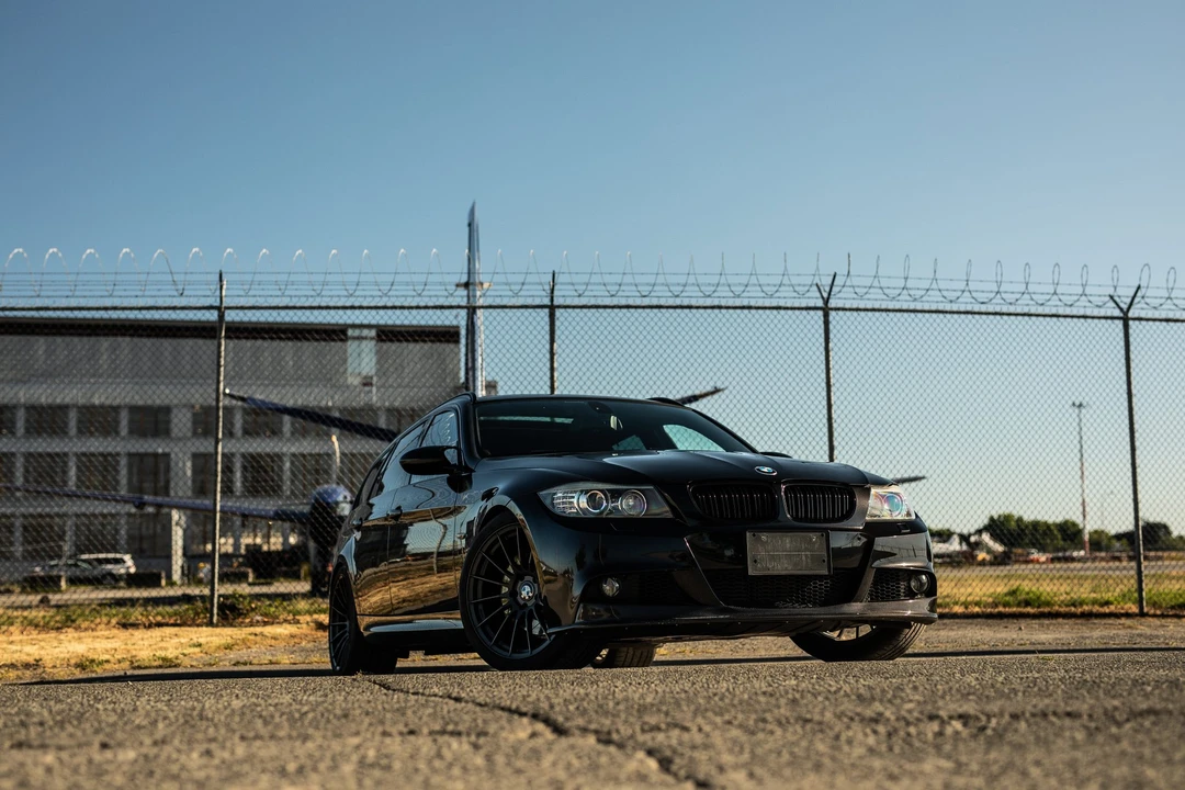 2011 BMW E91 335i Touring - Image 16 of 31
