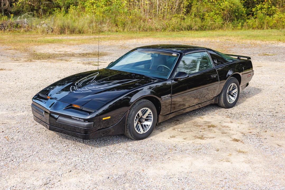 1985 Pontiac Firebird 3rd Gen - Image 2 of 31