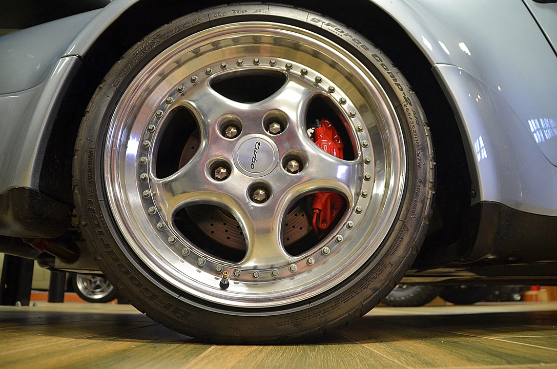 1994 Porsche 964 Turbo - Image 29 of 31