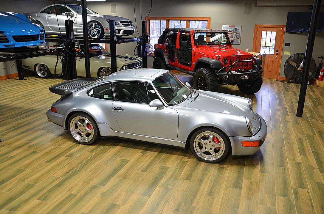 1994 Porsche 964 Turbo - Image 8 of 31