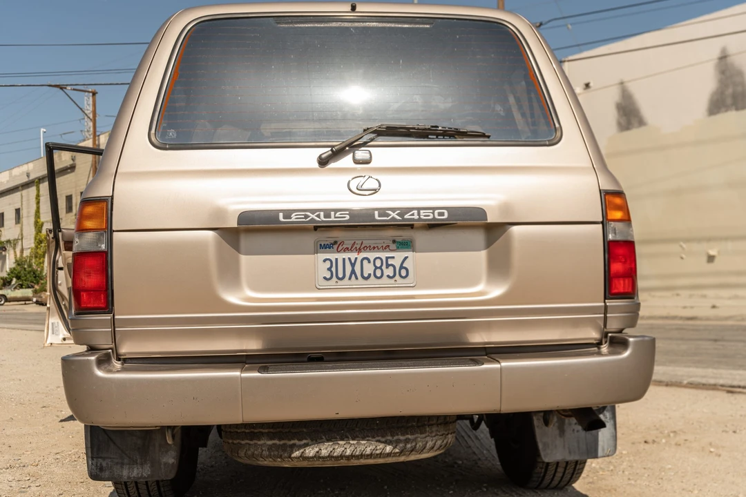 1997 Lexus LX 1st Gen - Image 14 of 31