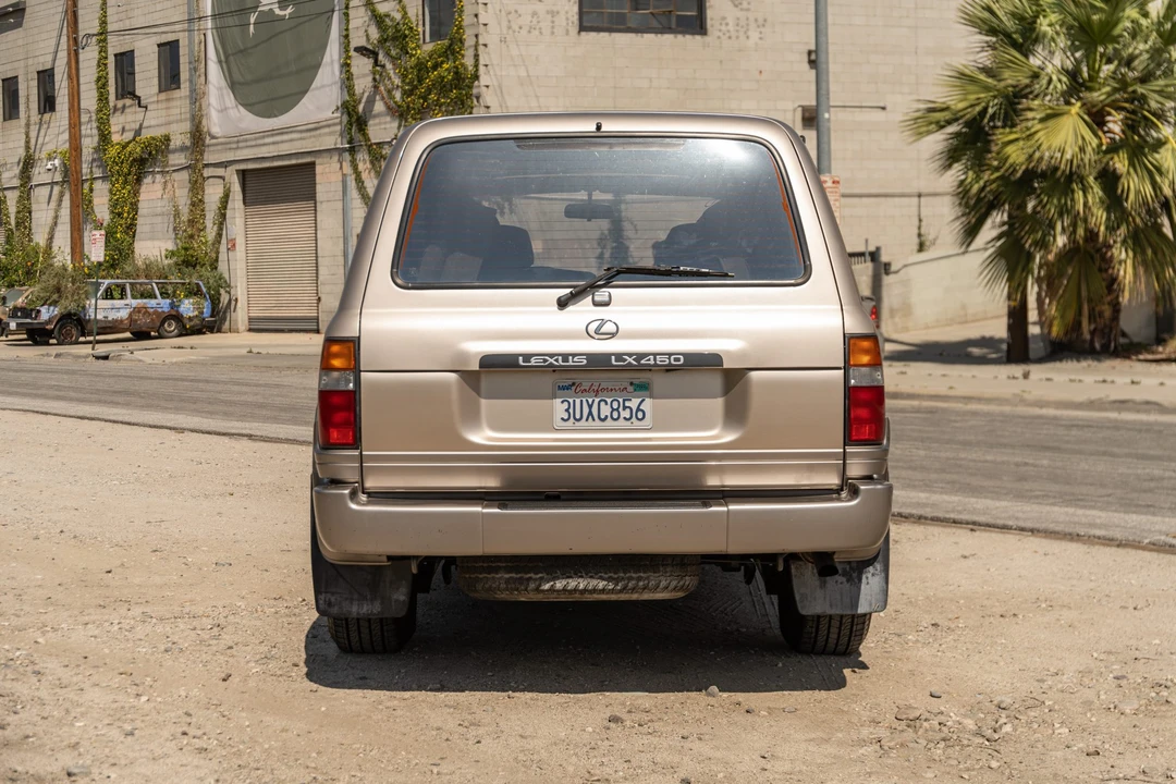1997 Lexus LX 1st Gen - Image 13 of 31