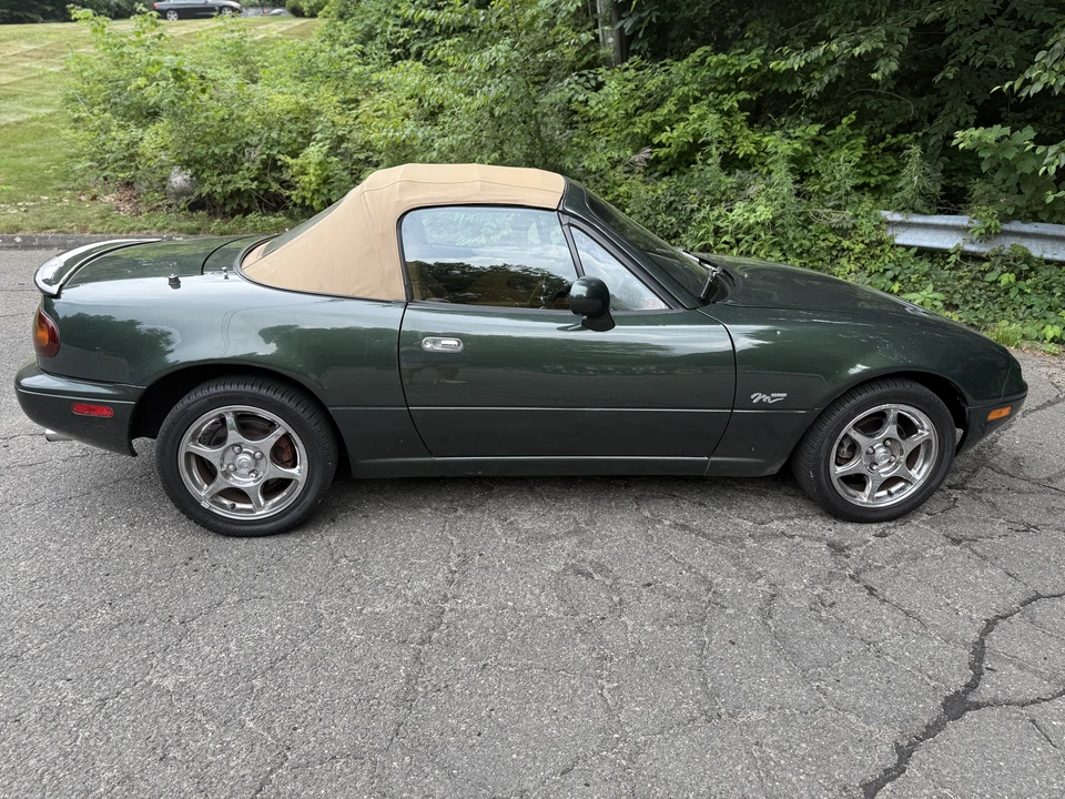 1997 Mazda NA MX-5 Miata - Image 6 of 31