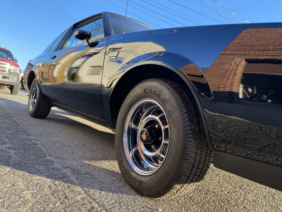 1987 Buick Grand National - Image 24 of 31
