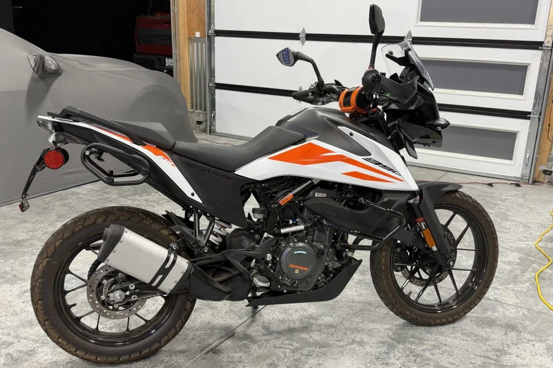 2020 KTM - Image 2 of 6