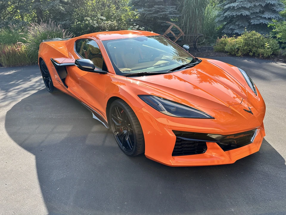 2023 Chevrolet Corvette C8 Z06 - Image 2 of 26