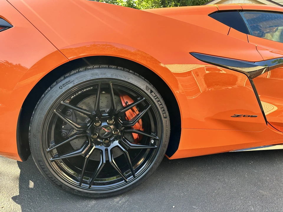 2023 Chevrolet Corvette C8 Z06 - Image 8 of 26