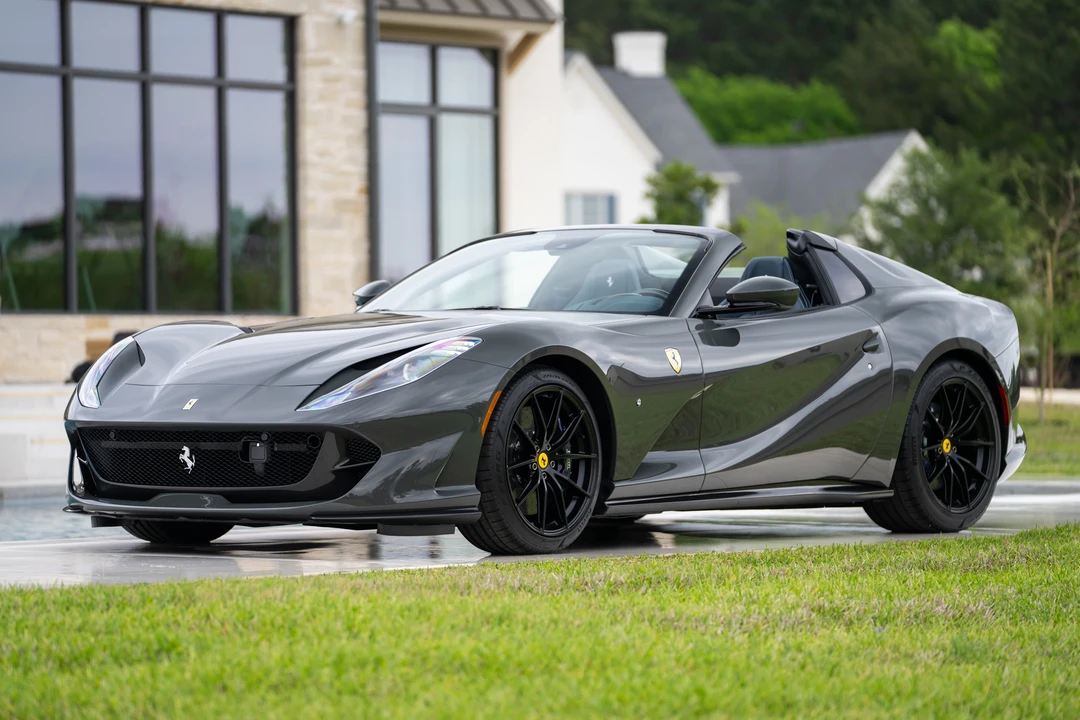 2022 Ferrari 812 GTS - Image 11 of 31