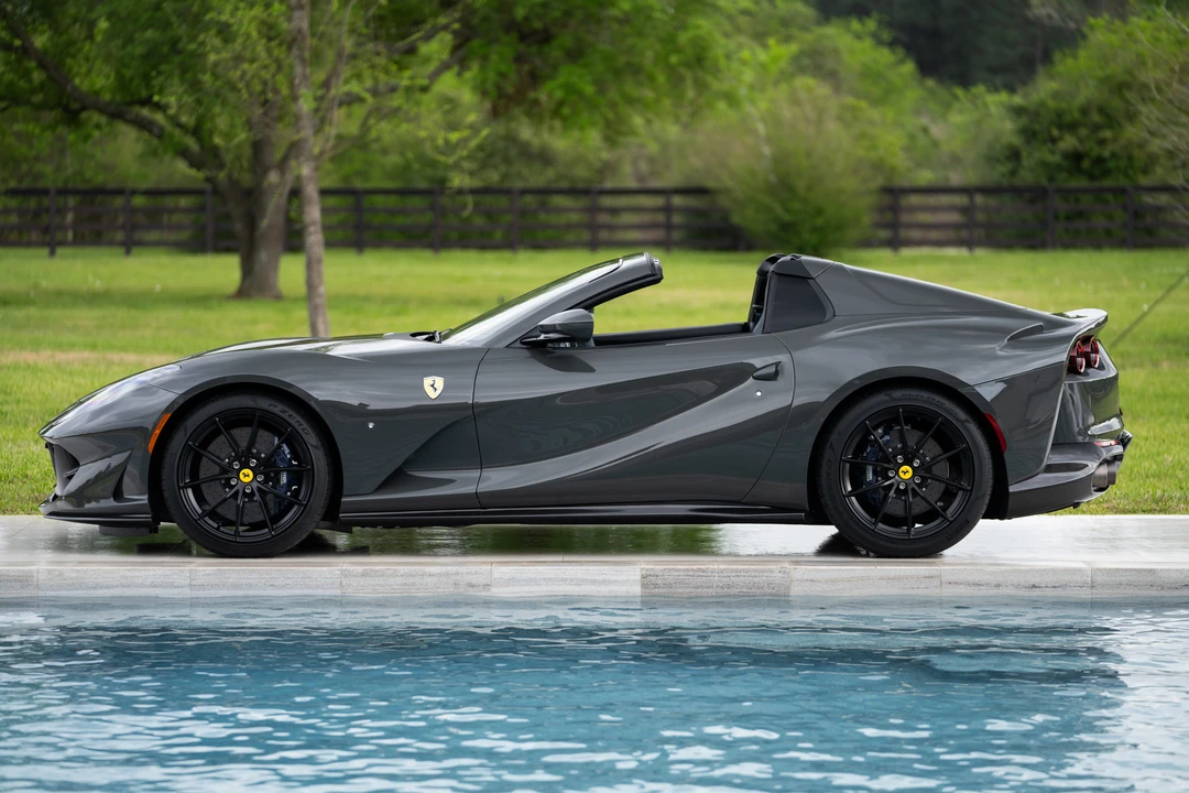 2022 Ferrari 812 GTS - Image 20 of 31