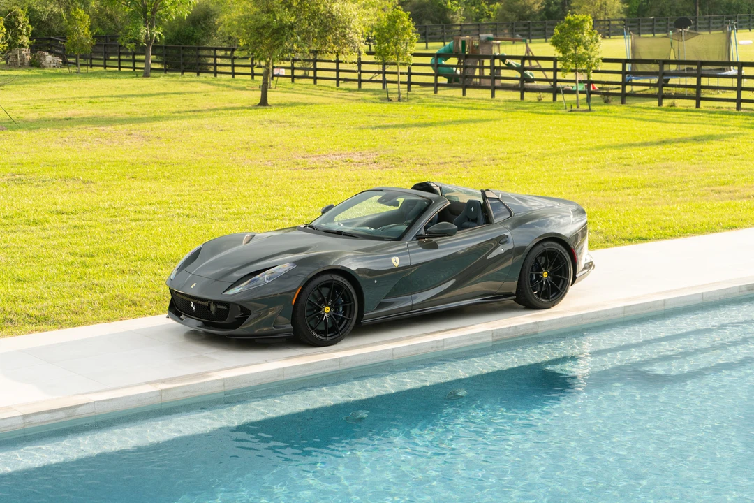 2022 Ferrari 812 GTS - Image 14 of 31