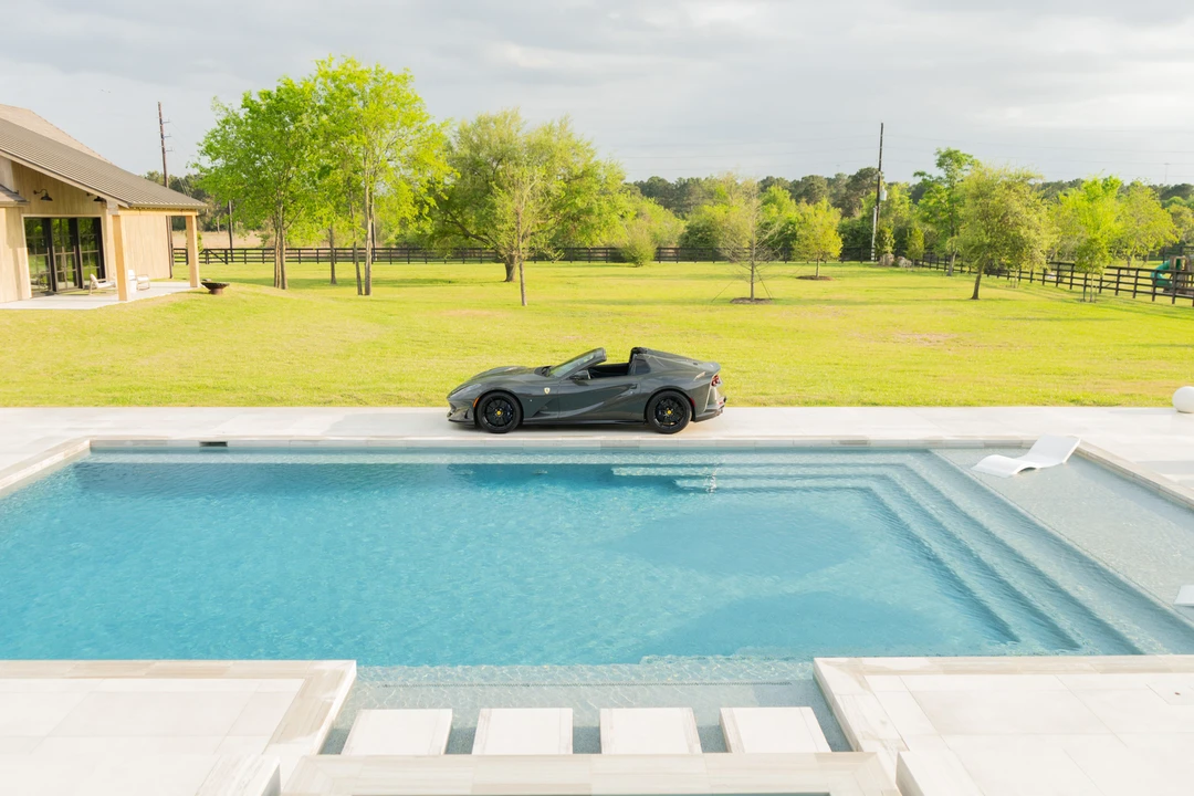 2022 Ferrari 812 GTS - Image 17 of 31
