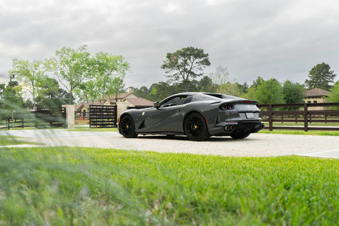2022 Ferrari 812 GTS - Image 4 of 31