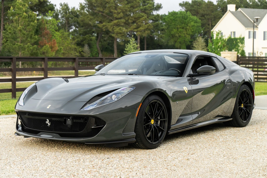 2022 Ferrari 812 GTS - Image 2 of 31