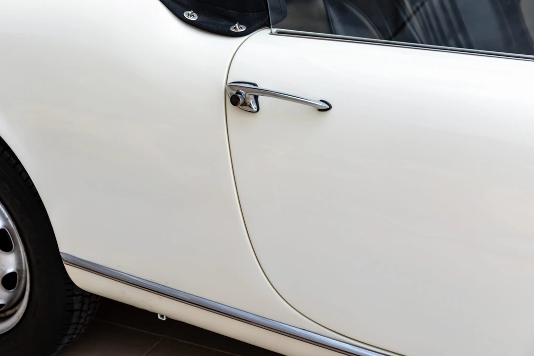 1963 Alfa Romeo Giulietta - Image 28 of 31